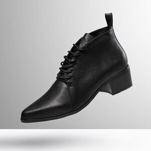 Grey City Leather Ankle Boot Size 8.5